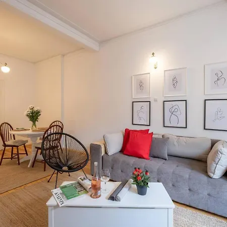 Apartment 2br 15 Bth Spacious Kitchen Metro Sofia