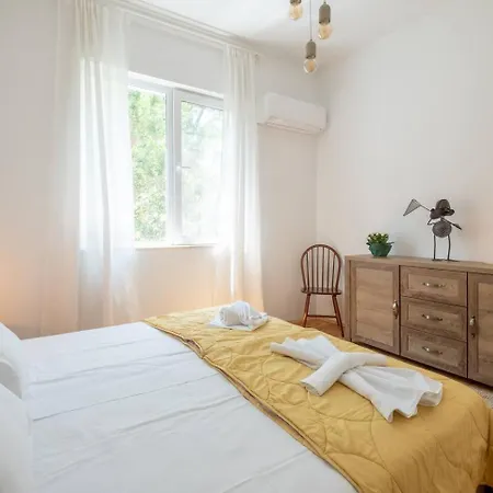 Апартаменты 2br 15 Bth Spacious Kitchen Metro