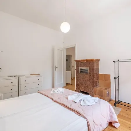 2br 15 Bth Spacious Kitchen Metro Σόφια